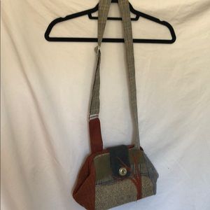 WOOL PURSE With embroidered inside and pockets